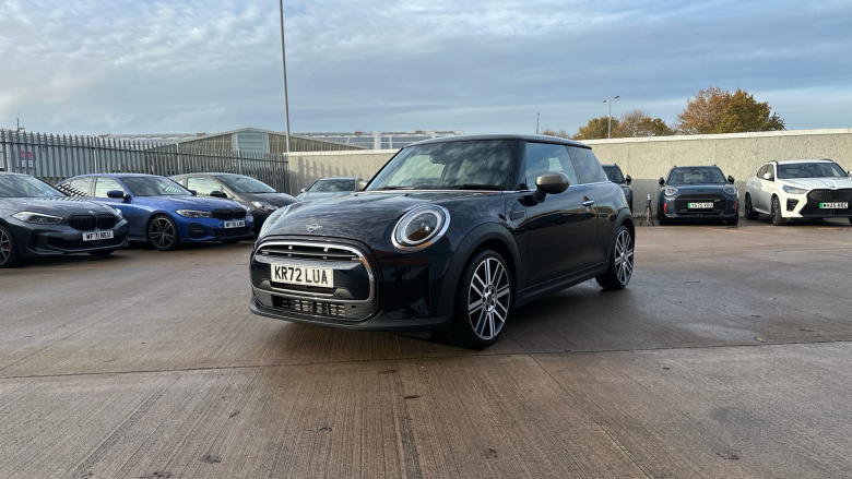 MINI Hatchback 1.5 Cooper Exclusive Premium 3dr Auto Petrol Hatchback